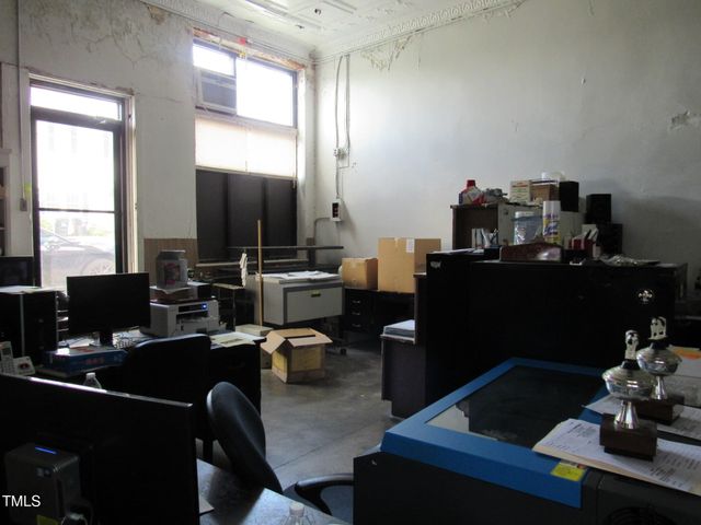 702 E Davis Street, Burlington, NC 27215