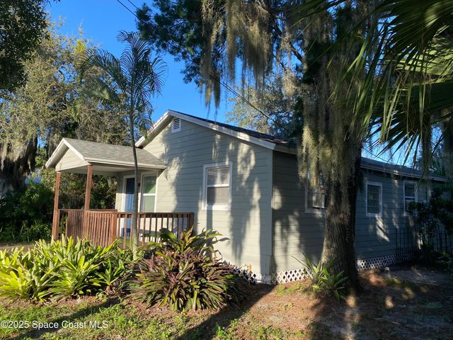 1907 Fletcher Street, Melbourne, FL 32901