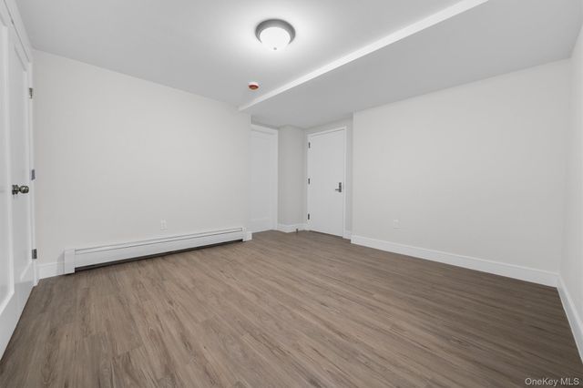 135 Beekman Avenue LR, Sleepy Hollow, NY 10591