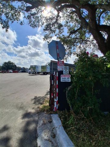 7001 CAUSEWAY BOULEVARD, Tampa, FL 33619
