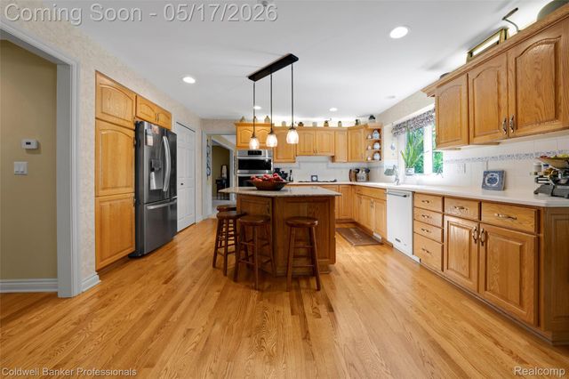 3653 Cedar Brook Drive, Rochester Hills, MI 48309