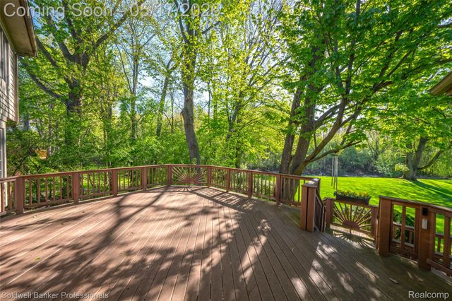 3653 Cedar Brook Drive, Rochester Hills, MI 48309