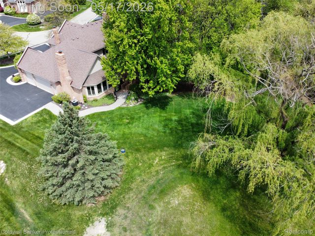 3653 Cedar Brook Drive, Rochester Hills, MI 48309