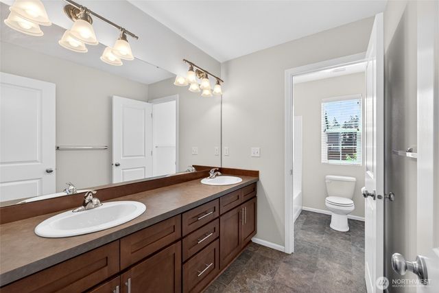 4932 S 322nd Street, Auburn, WA 98001