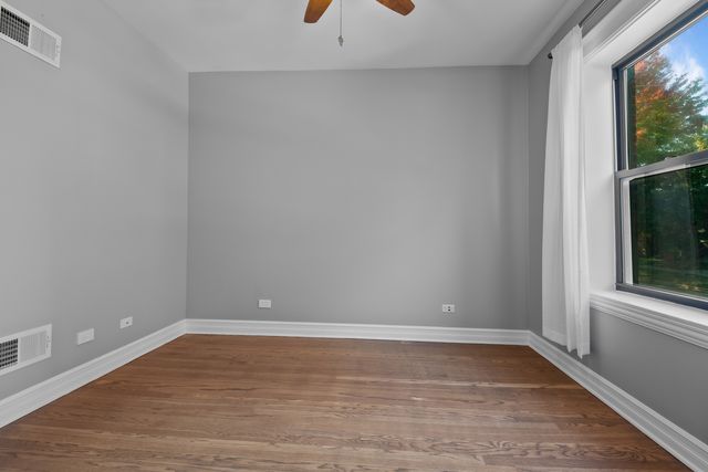 2211 W Winona Street 1, Chicago, IL 60625