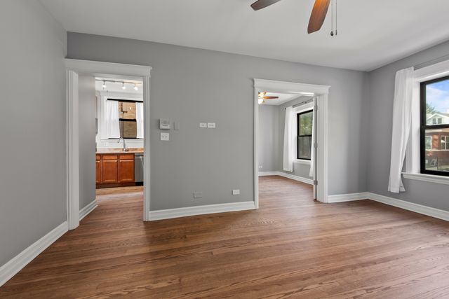 2211 W Winona Street 1, Chicago, IL 60625