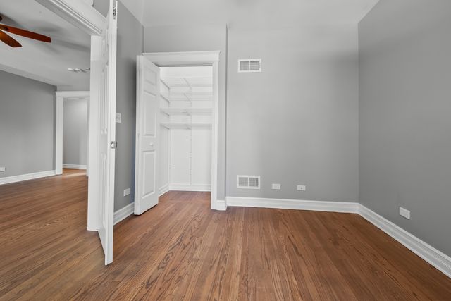 2211 W Winona Street 1, Chicago, IL 60625