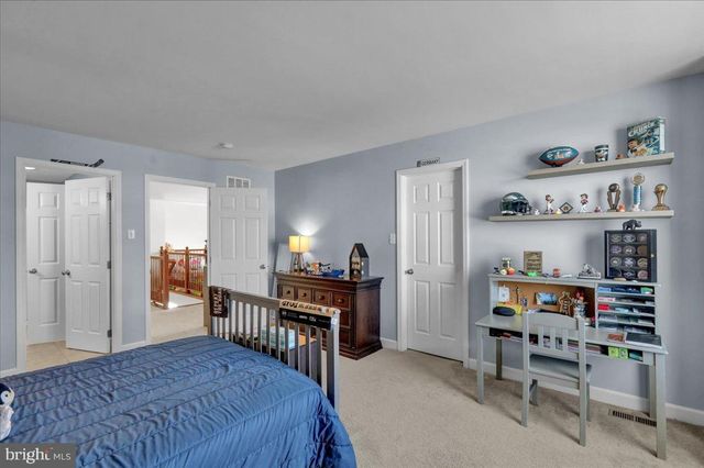 61 REGINA DR, Reading, PA 19608