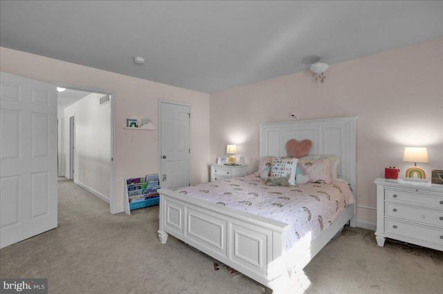 61 REGINA DR, Reading, PA 19608