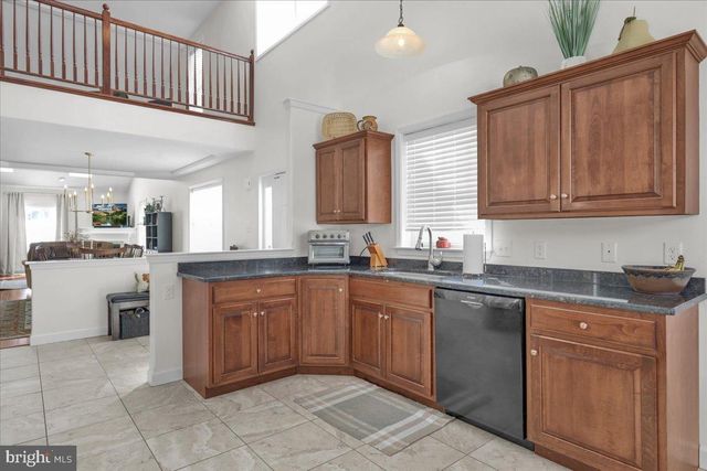 61 REGINA DR, Reading, PA 19608