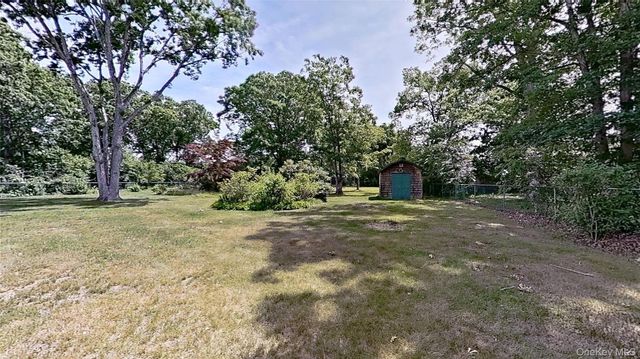 347 Miller Place Road, Miller Place, NY 11764
