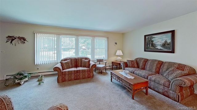 347 Miller Place Road, Miller Place, NY 11764
