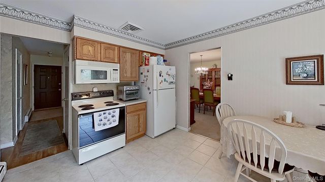 347 Miller Place Road, Miller Place, NY 11764