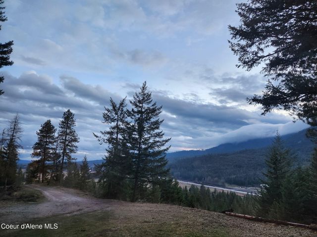 325 Wambli Wahohpi, Careywood, ID 83809