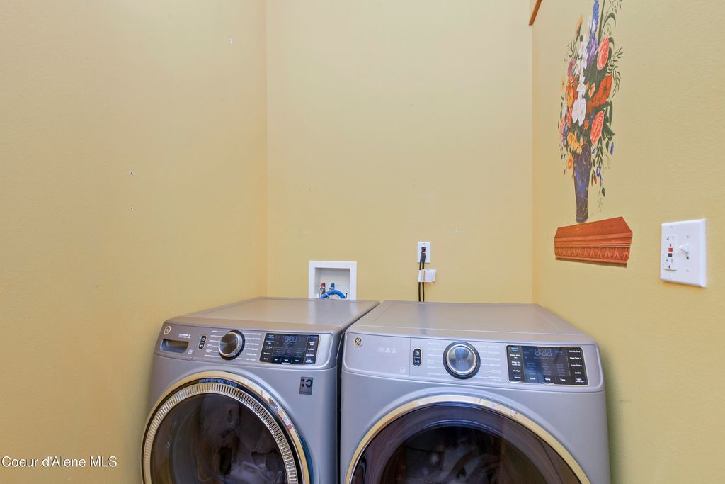 325 Wambli Wahohpi, Careywood, ID 83809 photo 21