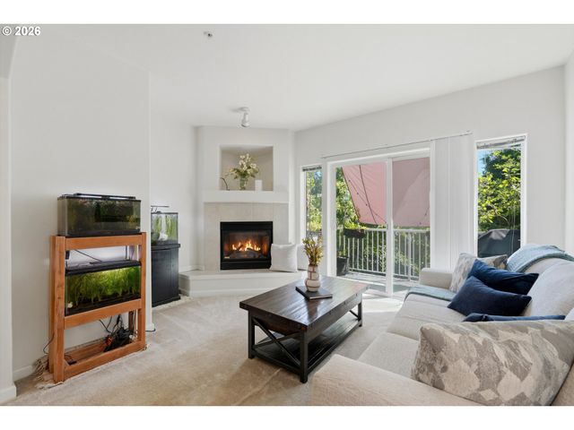 8640 Sw 147TH Ter 103, Beaverton, OR 97007