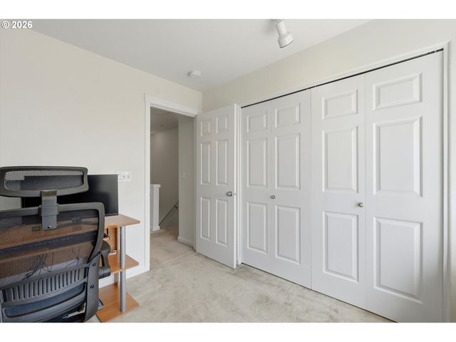 8640 Sw 147TH Ter 103, Beaverton, OR 97007