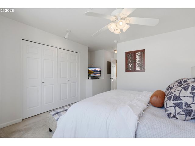8640 Sw 147TH Ter 103, Beaverton, OR 97007
