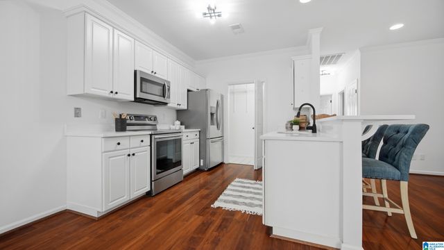 6531 MILL CREEK CIRCLE, Hoover, AL 35242