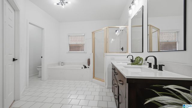 6531 MILL CREEK CIRCLE, Hoover, AL 35242
