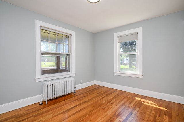 289 High Street, East Hartford, CT 06118