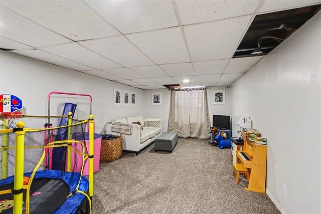 201 N Chestnut Street, Augusta, MI 49012