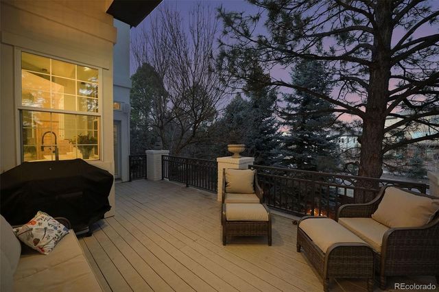 9368 S Silent Hills Drive, Lone Tree, CO 80124