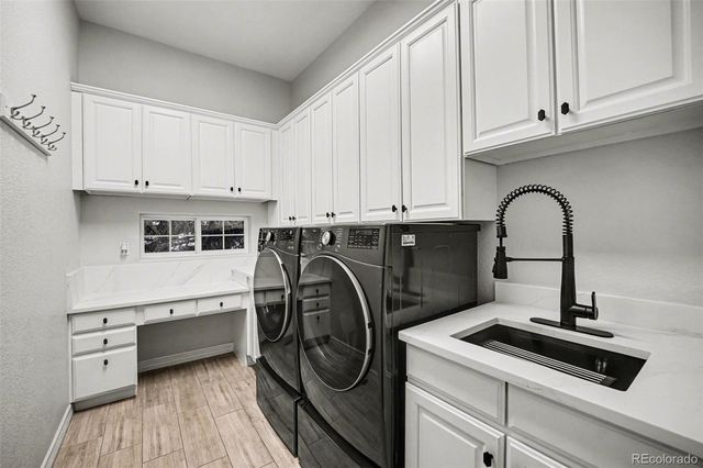 9368 S Silent Hills Drive, Lone Tree, CO 80124