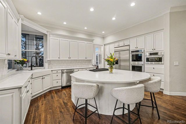 9368 S Silent Hills Drive, Lone Tree, CO 80124