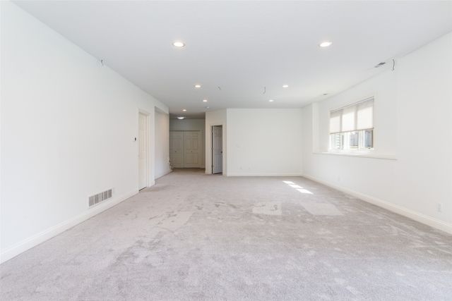 3324 Preston Circle, Ames, IA 50010