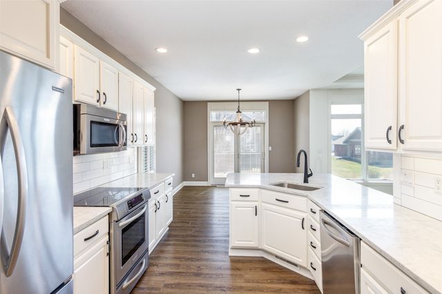 3324 Preston Circle, Ames, IA 50010