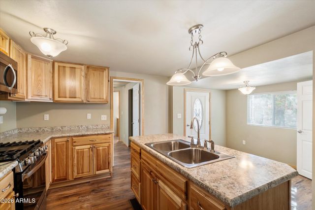 11411 N 91ST Avenue 110, Peoria, AZ 85345