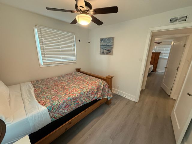 819 Loganwood Avenue, Richardson, TX 75080