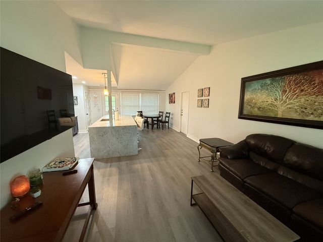 819 Loganwood Avenue, Richardson, TX 75080