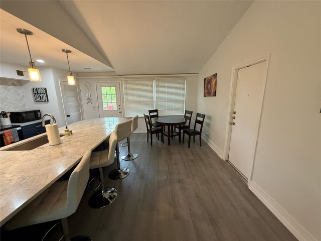 819 Loganwood Avenue, Richardson, TX 75080