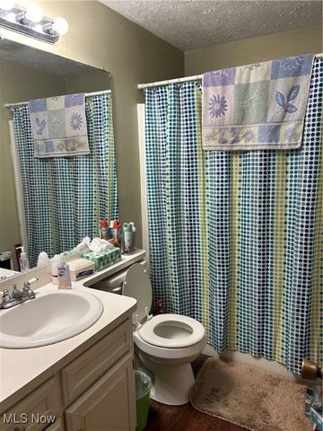 66421 Wolfs Den Road, Cambridge, OH 43725