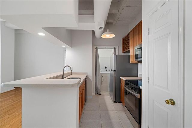 32 Peachtree Street NW 1306, Atlanta, GA 30303