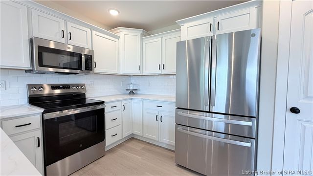 5004 Bolton Drive, Charlestown, IN 47111