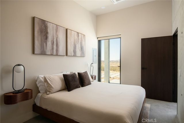 6817 Arizona Avenue, Joshua Tree, CA 92252