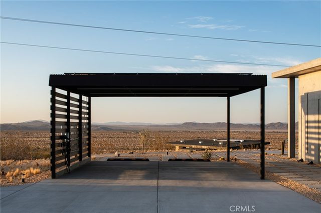 6817 Arizona Avenue, Joshua Tree, CA 92252