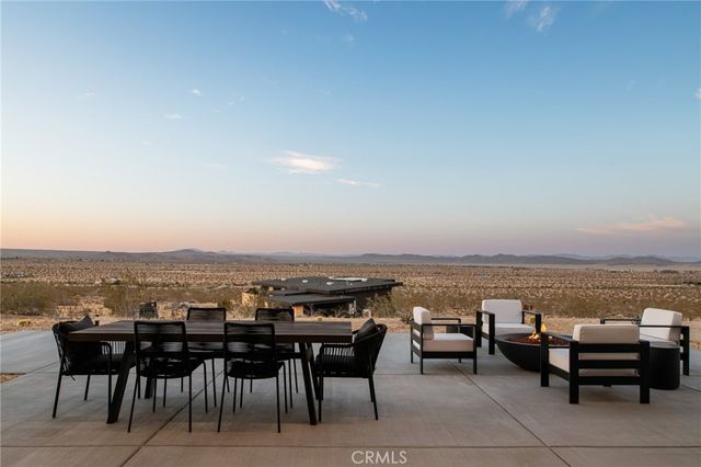 6817 Arizona Avenue, Joshua Tree, CA 92252