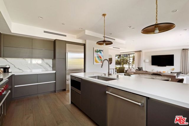 1017 N N Croft PH01, Los Angeles, CA 90069