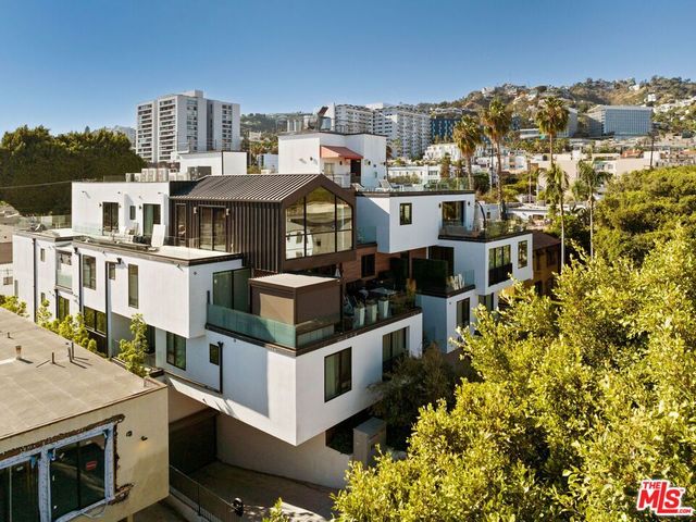 1017 N N Croft PH01, Los Angeles, CA 90069