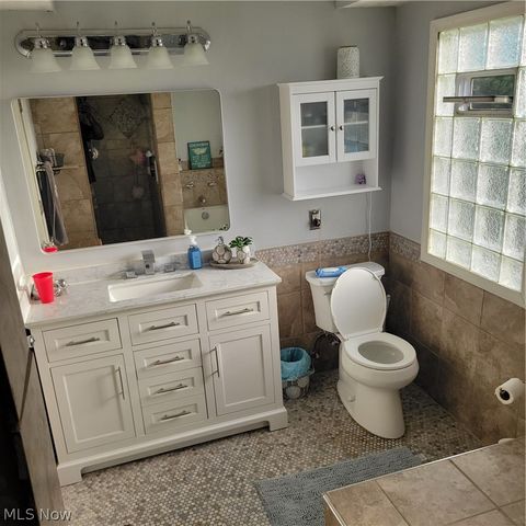 11516 Thrush Avenue, Cleveland, OH 44111
