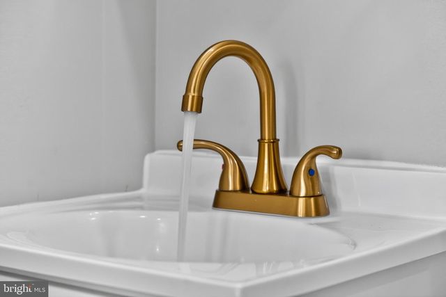 1626 N SMALLWOOD ST, Baltimore, MD 21216