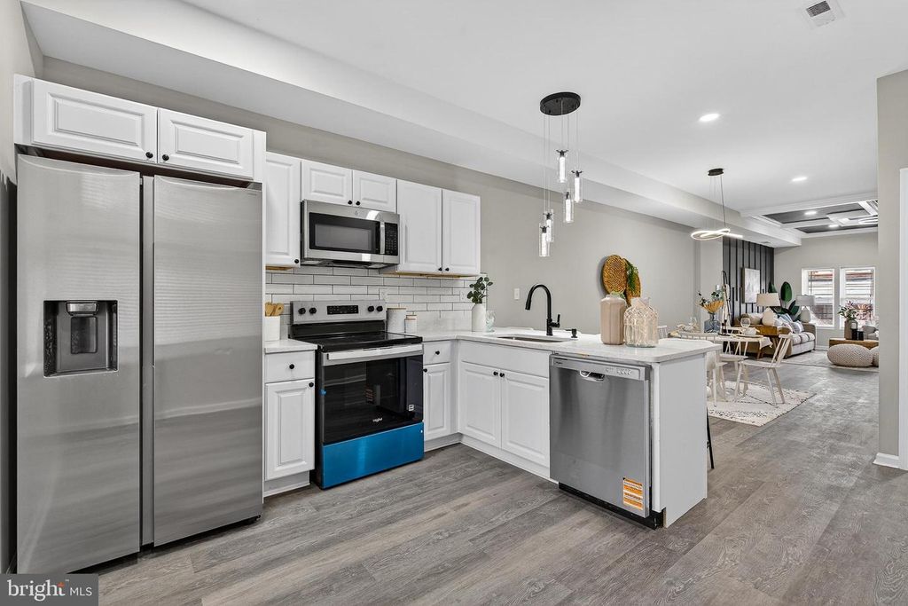 1626 N SMALLWOOD ST, Baltimore, MD 21216