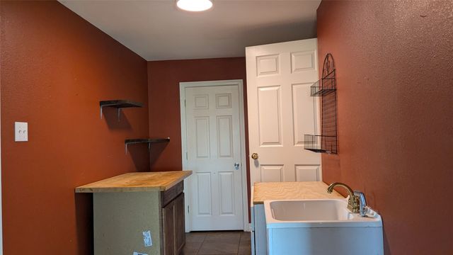 12307 HWY 6 Highway, Iredell, TX 76649