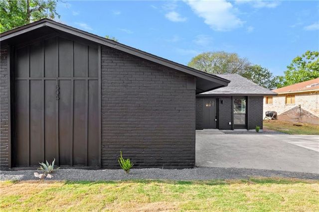 1605 Rutland DR A, Austin, TX 78758