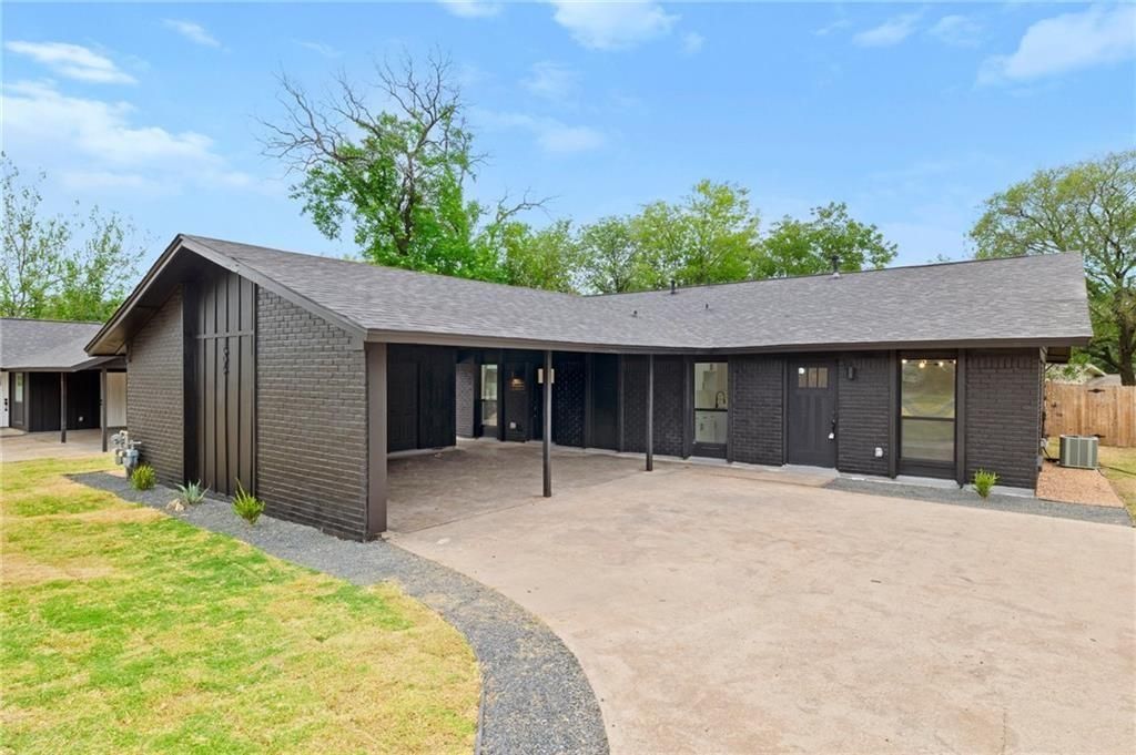 1605 Rutland DR A, Austin, TX 78758