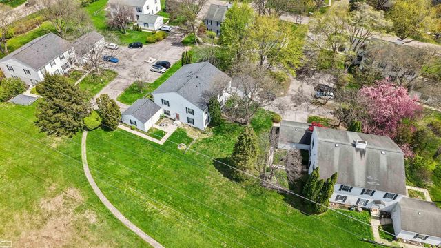 38723 Lighthouse Point, Clinton Twp, MI 48038